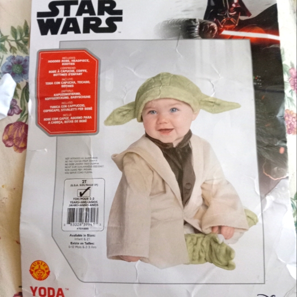 Child's Yoda costume sz 2T